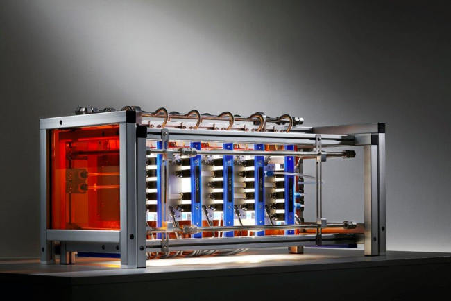 Flow reactor