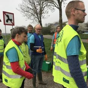 Interreg | Regional Minister Hubert Mackus joins cleanup