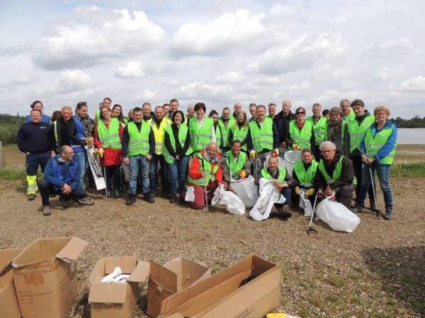 LIVES project gaat de strijd aan tegen plastic afval in de rivieren